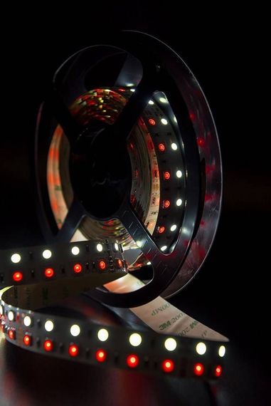 Светодиодная лента SWG 28,8W/m 120LED/m 5050SMD RGB/ холодный белый 5M 000969