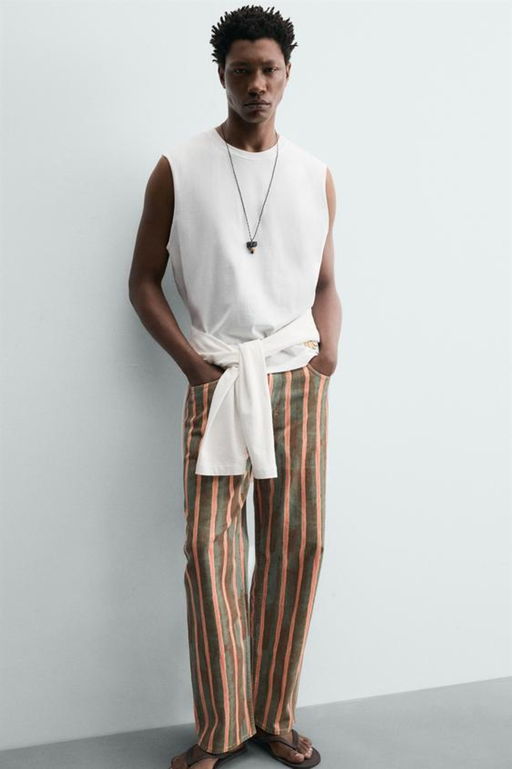 ZARA ДЖИНСЫ RELAXED FIT С ГЕОМЕТРИЧЕСКИМ ПРИНТОМ, МЯГКИЙ ЗЕЛЕНЫЙ