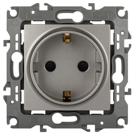 Розетка ЭРА Серия 12 12-2102-16 2P+E Schuko со шторками 16А-250В Эра12 титан