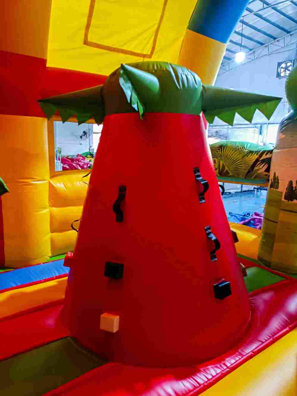 Коммерческий надувной батут «Страна Сафария 2» 8*6*6 м