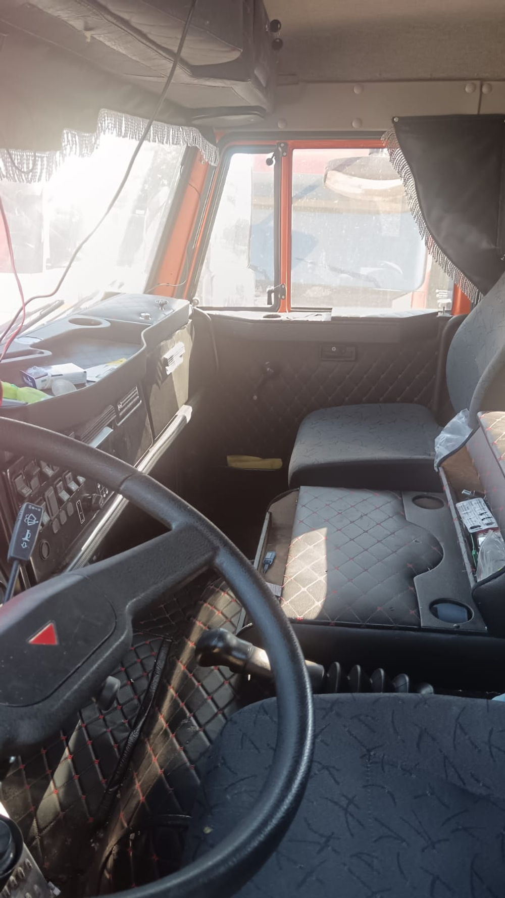 Вологодские Машины ЯДИШ-ВМ-53229 на шасси КамАЗ 53229 6x4 Автоцистерна пищевая 560304 (Дизельный, 10