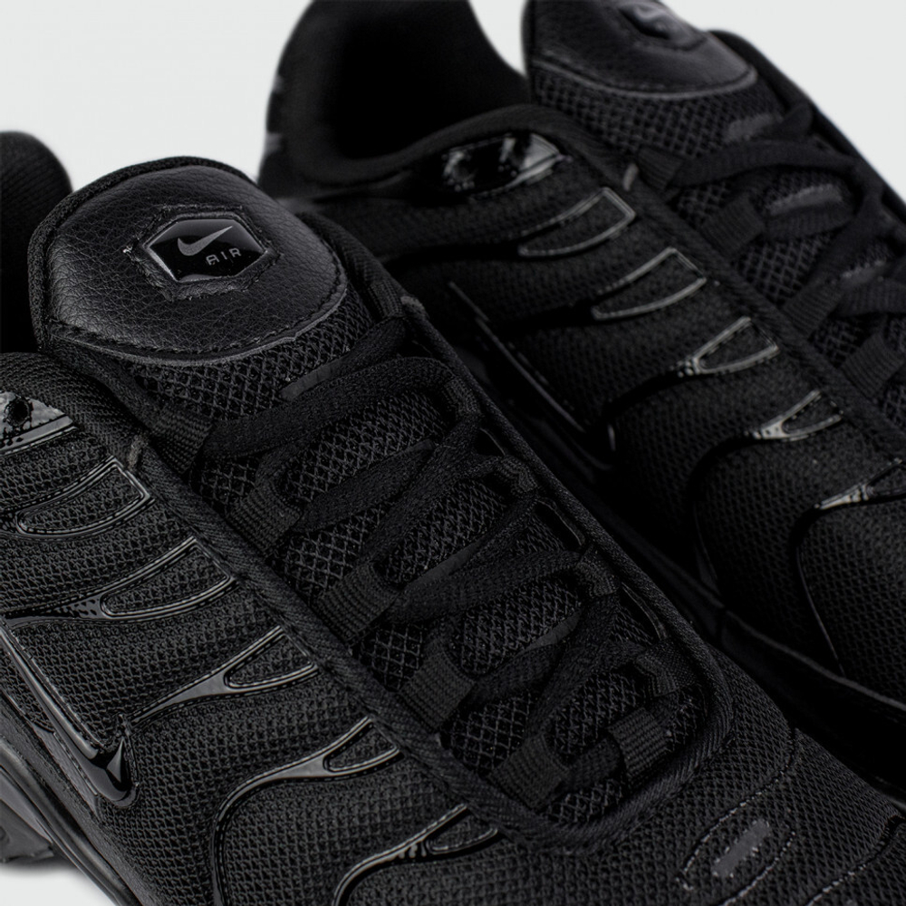 кроссовки Nike Air Max Plus Tn Triple Black