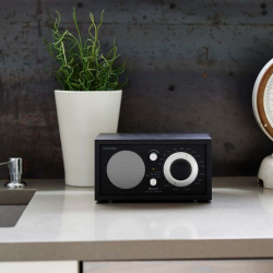 Tivoli Model One BT Черный/Черный/Серебро [Black/Black/Silver] — радиоприемник с Bluetooth