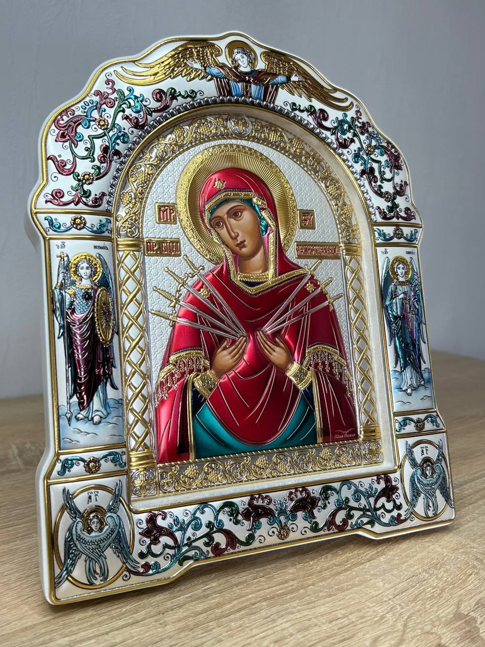Семистрельная БМ, икона арочная с рамкой под стеклом, белое дерево, эмаль 206х270