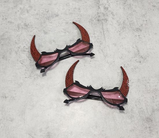 Очки Черт жёлтые с зелёным