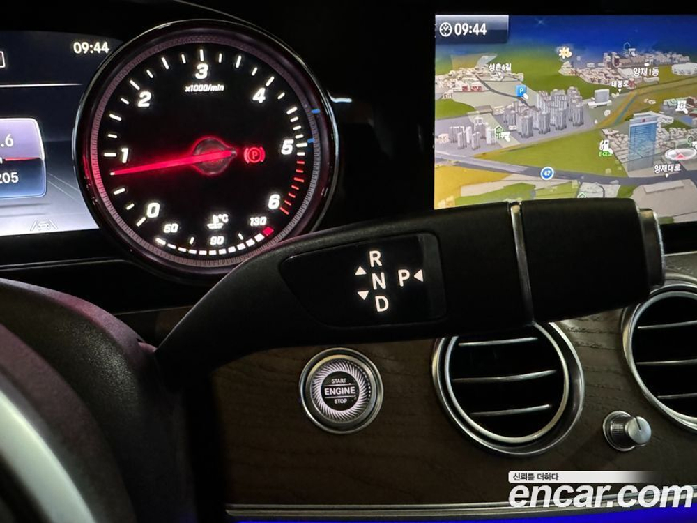Mercedes-Benz E-Class W213 E220d 4MATIC Exclusive (04.2020)