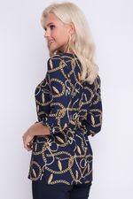 Блузка свободного силуэта с разрезами в боковых швах