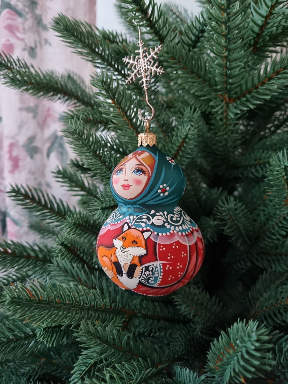 Стеклянная матрешка Танечка с лисичкой