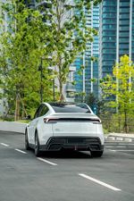Обвес для Tesla Model Y РЕСТАЙЛИНГ 2025+ Тесла аэродинамический тюнинг