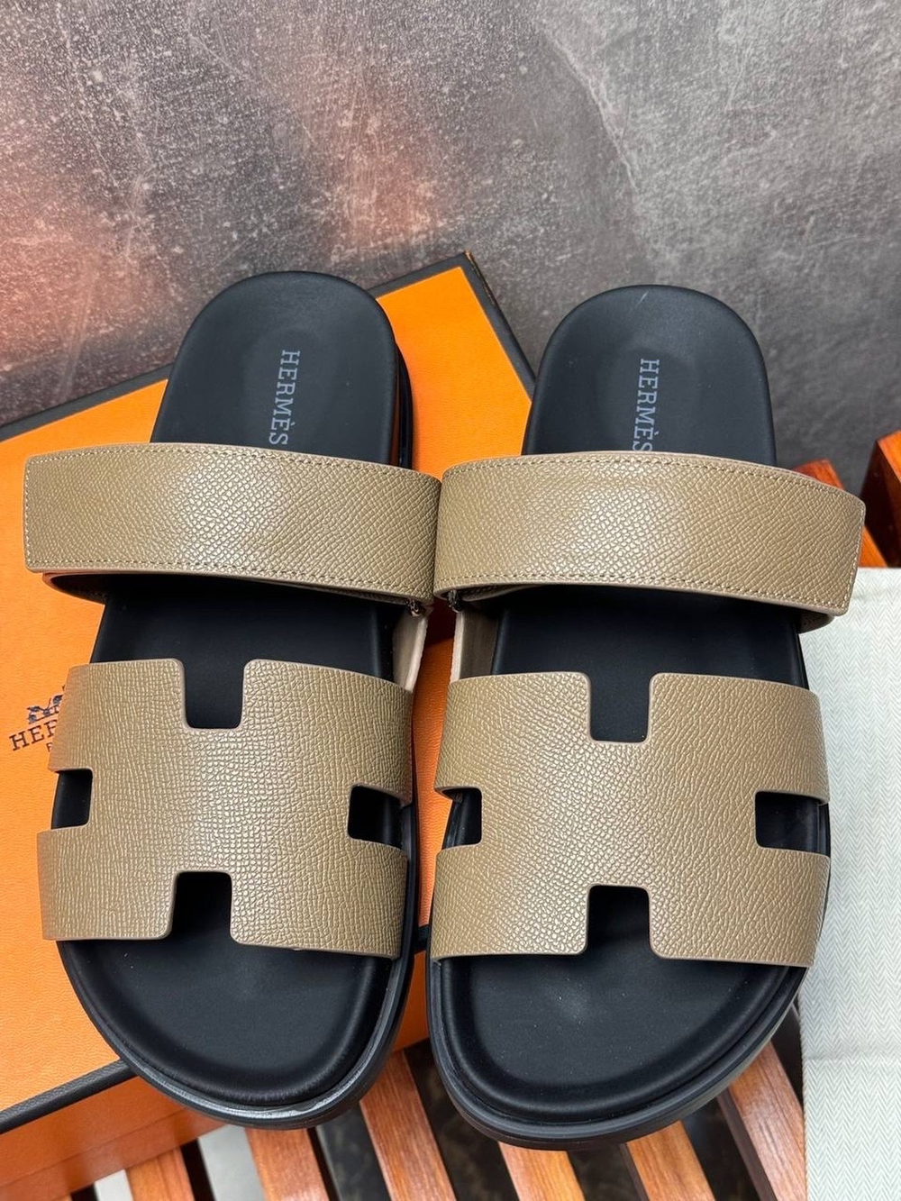 Шлепанцы Hermes