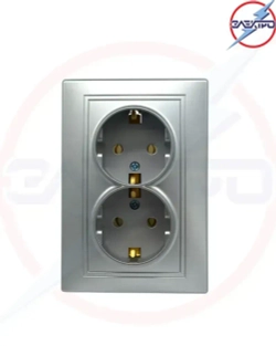 Розетка двойная с заземлением МИРА, цвет серебро, внутренняя