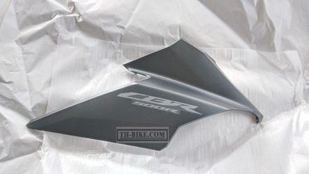 64280-MLR-D00ZA. COWL SET, R. WINGLET (WL) *TYPE1* (TYPE1 ). HONDA