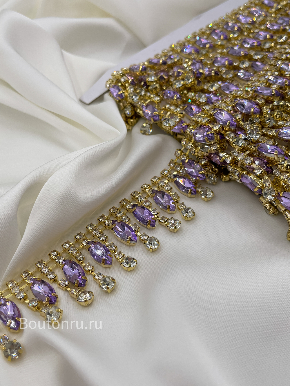 Бахрома стразы лодочка лиловые фиолетовые в золоте 3 см