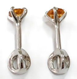 Серьги-пусеты из серебра 925 пробы,вставка цитрин