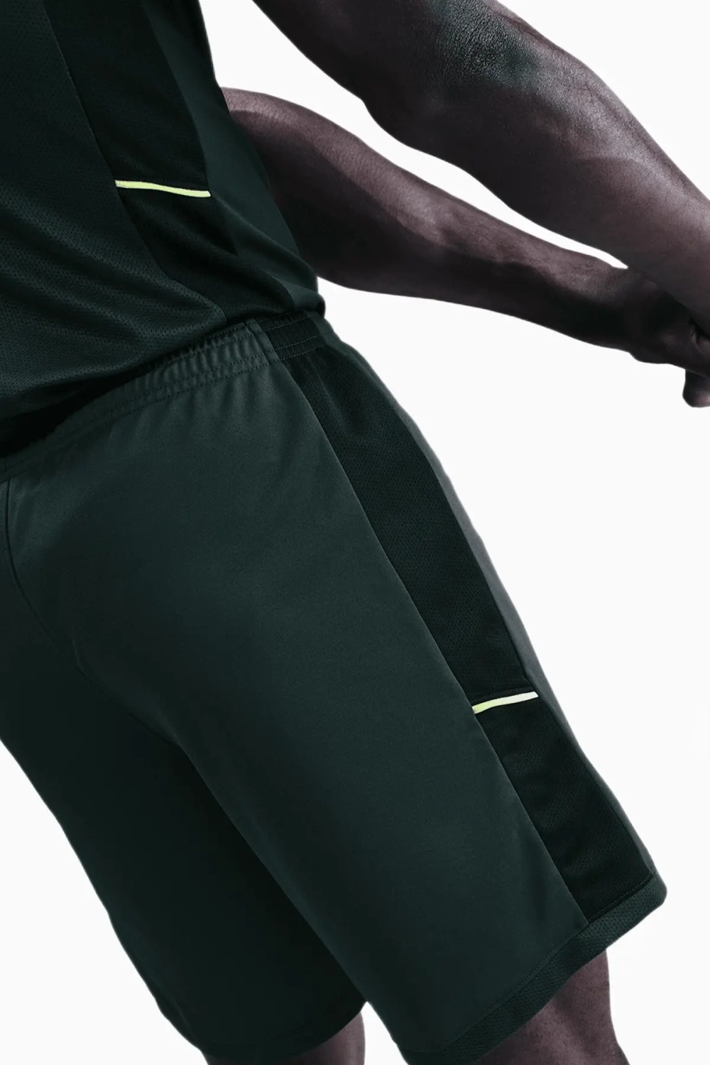 Шорты Nike Academy - зеленый