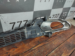 Решетка переднего бампера Kia Ceed 2 (JD) 12-15 Б/У Оригинал 86560A2000