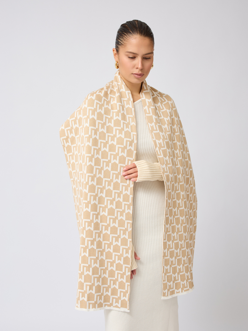 Шарф вязаный лого "ML"