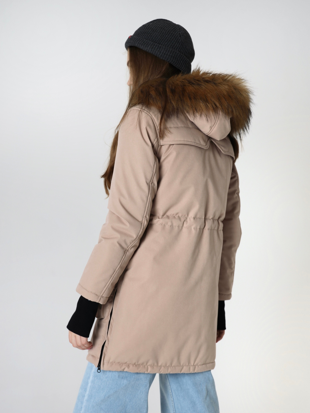 Парка женская зимняя куртка город горький бежевая