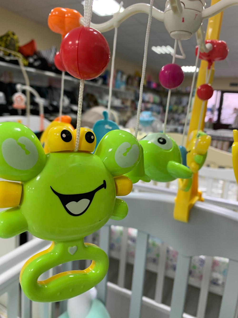 Карусель музыкальная для кроватки заводная, 5 подвесных игрушек, звук. эффекты пластик арт. 2046687