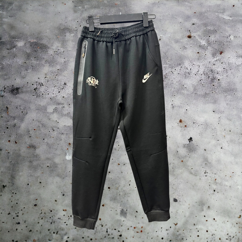 Штаны Nike Tech Fleece #3 • Черный