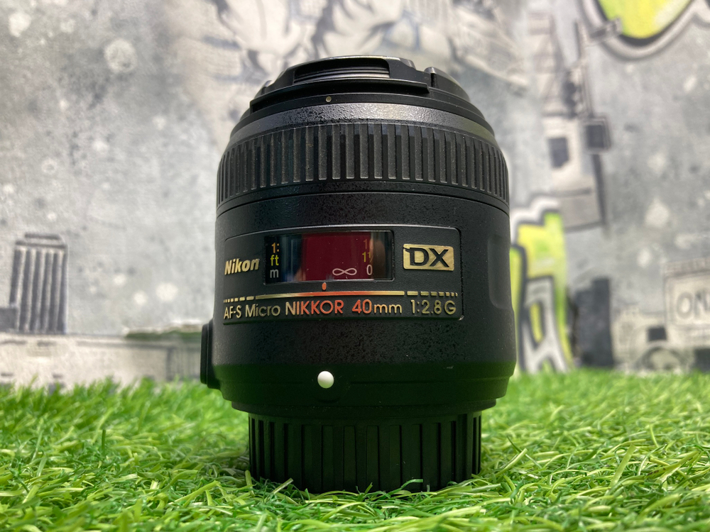 Nikon 40mm 2.8G AF-S DX Micro
