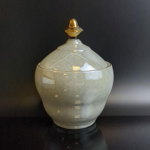 Сахарница фарфоровая, люстр, золочение, Wloclawek porcelana, золочение, винтаж Польша, времён СССР 1967-1973 гг