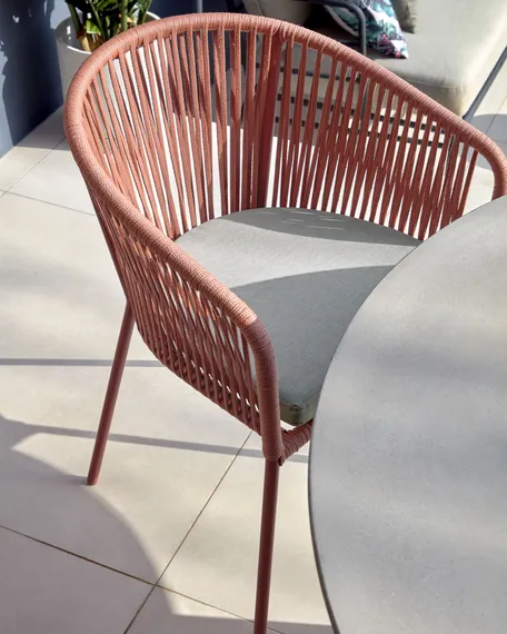 Цементный стол Itai Ø120 см