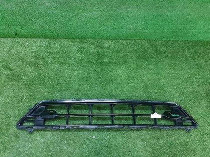 Решетка переднего бампера Volvo XC60 2 (2017-2021) R-Design