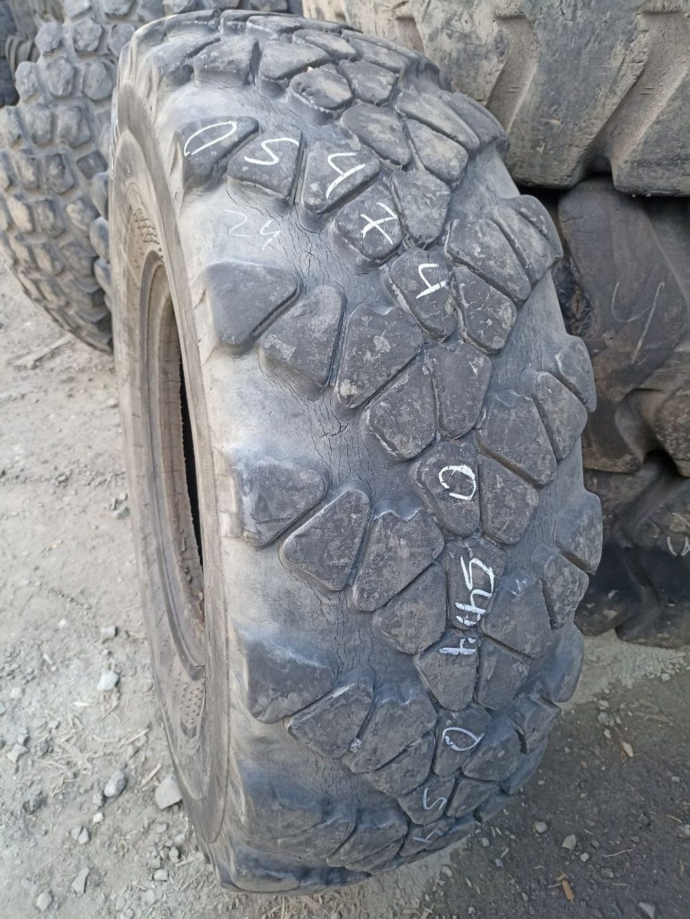425/85R21 Омскшина O-184 шина б/у