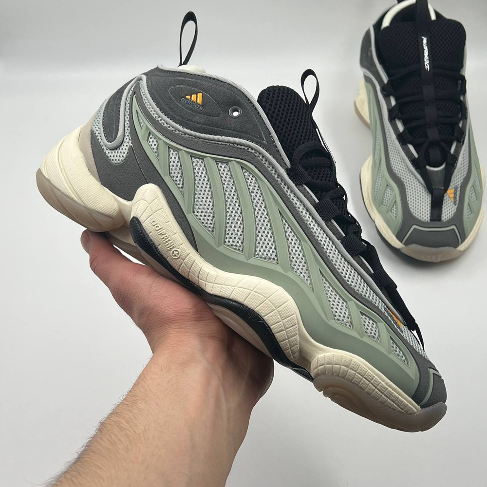 Packer x Adidas FYW Intimidation