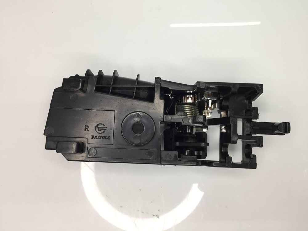 Ручка двери внутренняя ПРАВАЯ B6105400B28 Lifan Solano, Solano New