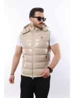 Жилет с капюшоном безрукавка утепленная