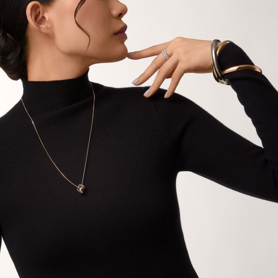 Подвеска Cartier Trinity, cushion-shaped