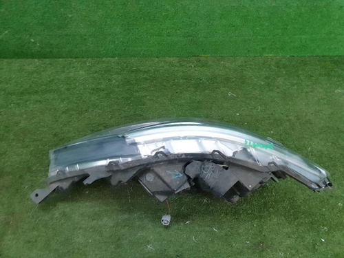 Битая Фара правая Nissan Qashqai J11 (2013-2019) галоген