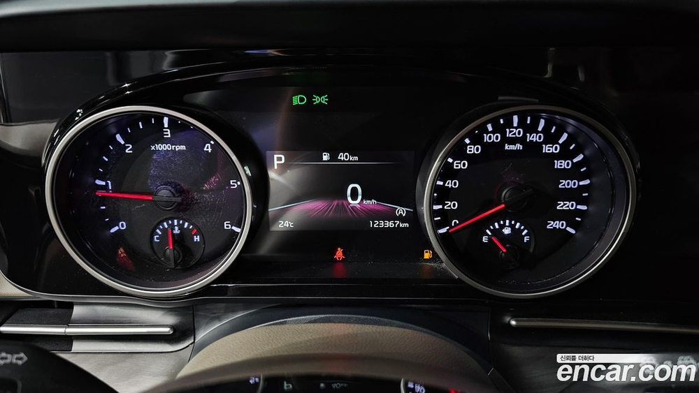 Kia Carnival (Sedona) 4 Generation 9-и местный Prestige (05.2021)