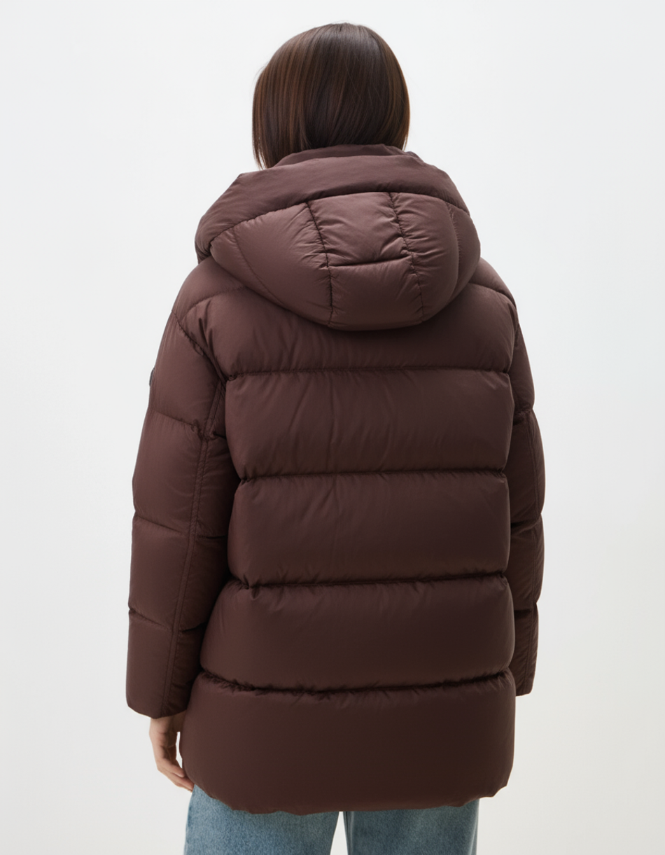 Объемный пуховик