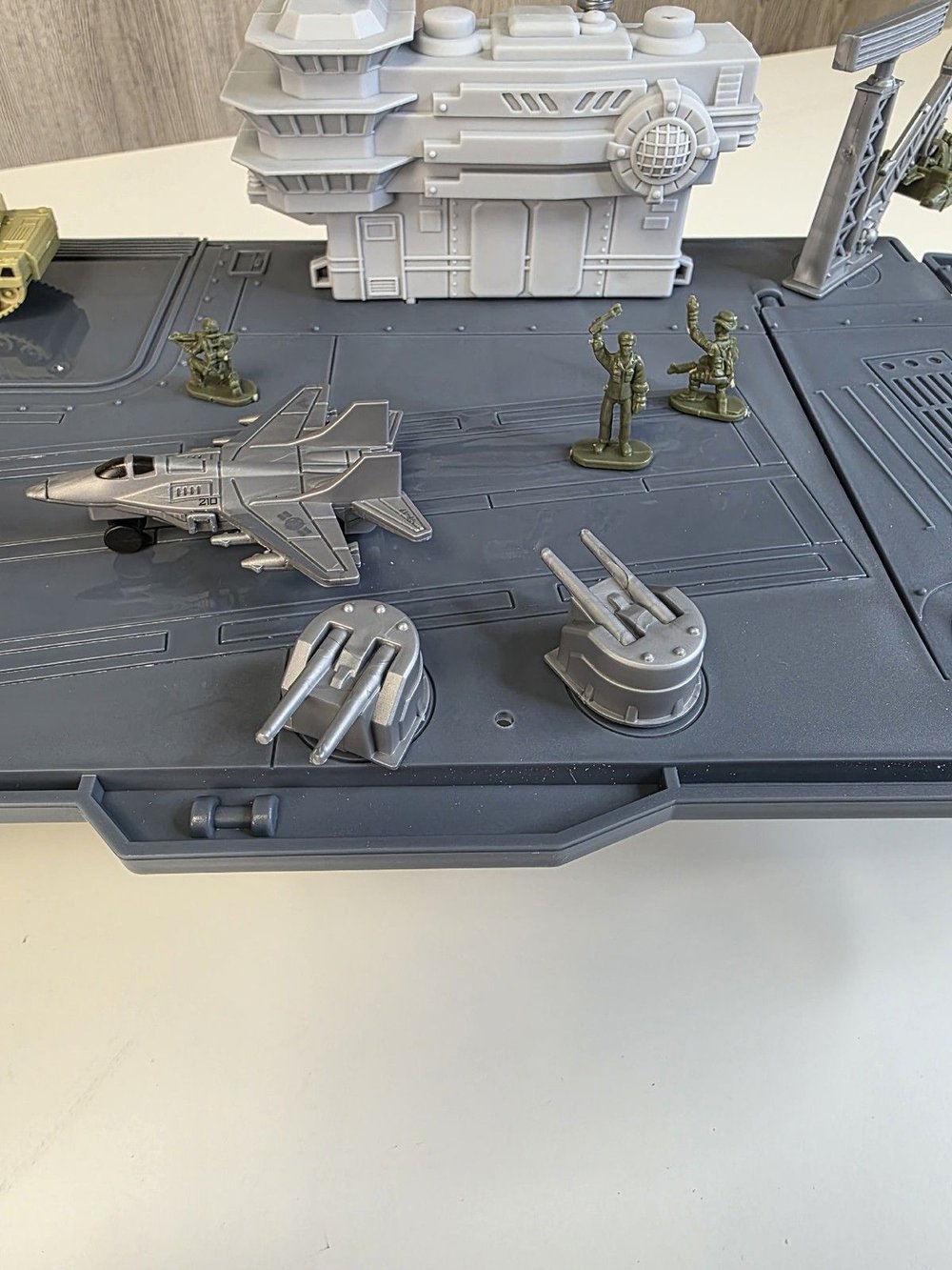 Игровой набор Авианосец в коробке (200016026)