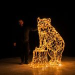 Светодиодная фигура "Медведь у пня"