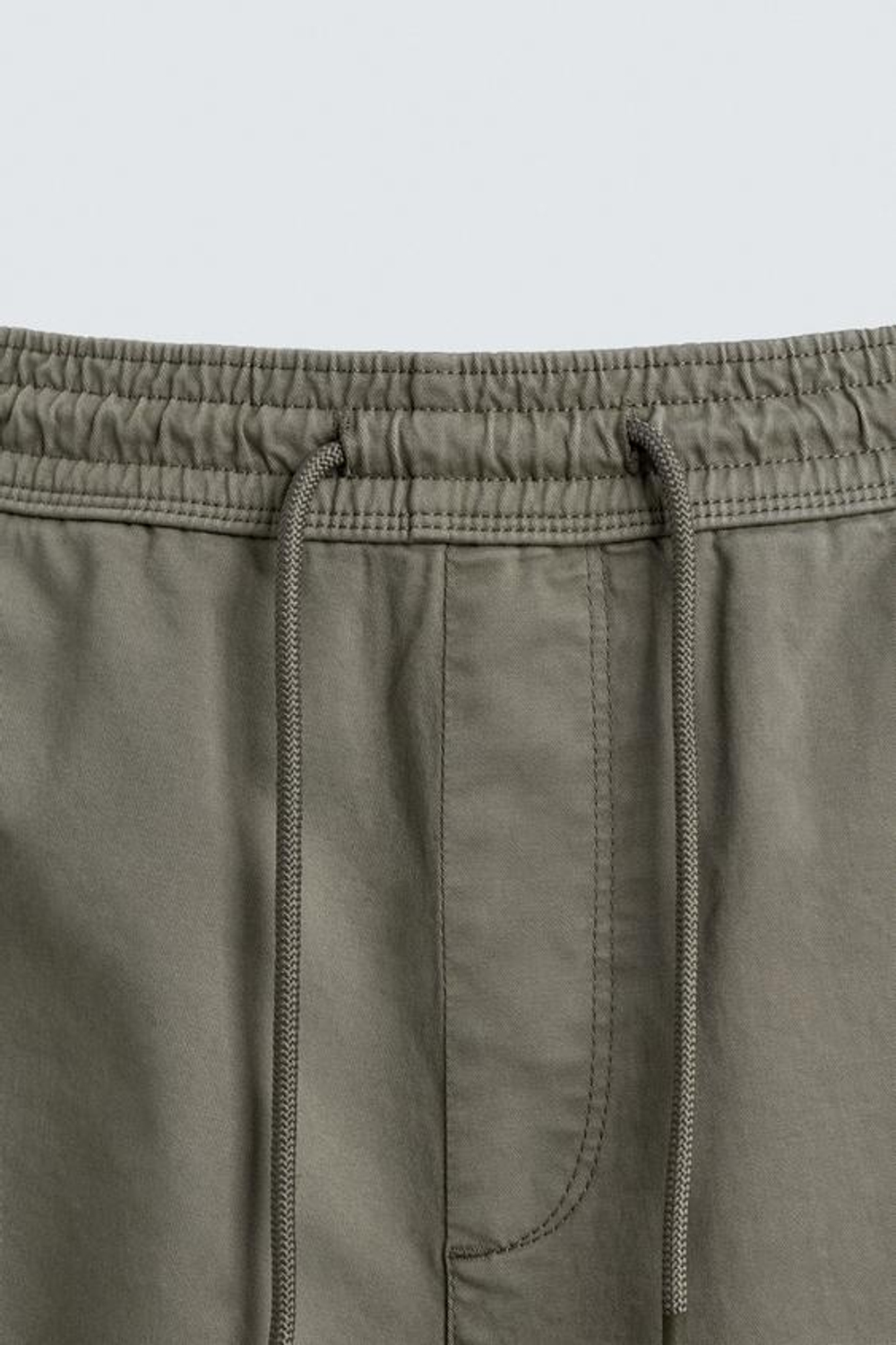 ZARA ЗАУЖЕННЫЕ БРЮКИ-ДЖОГГЕРЫ, СВЕТЛЫЙ ХАКИ