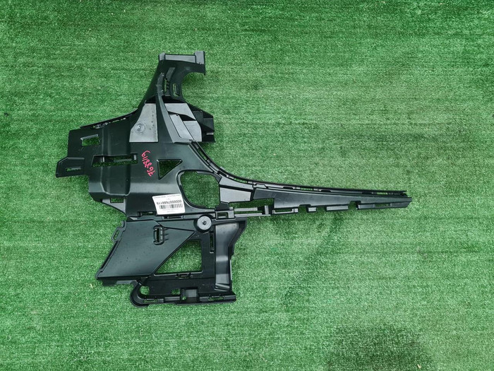 Кронштейн перед. бампера Mercedes S W223 20-нв AMG