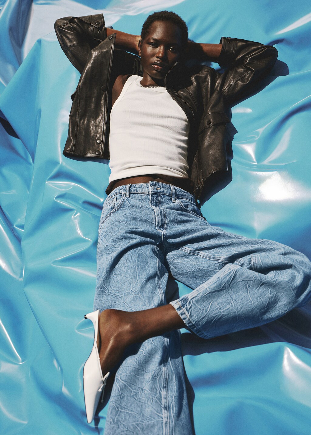 Прямые джинсы из жатой ткани