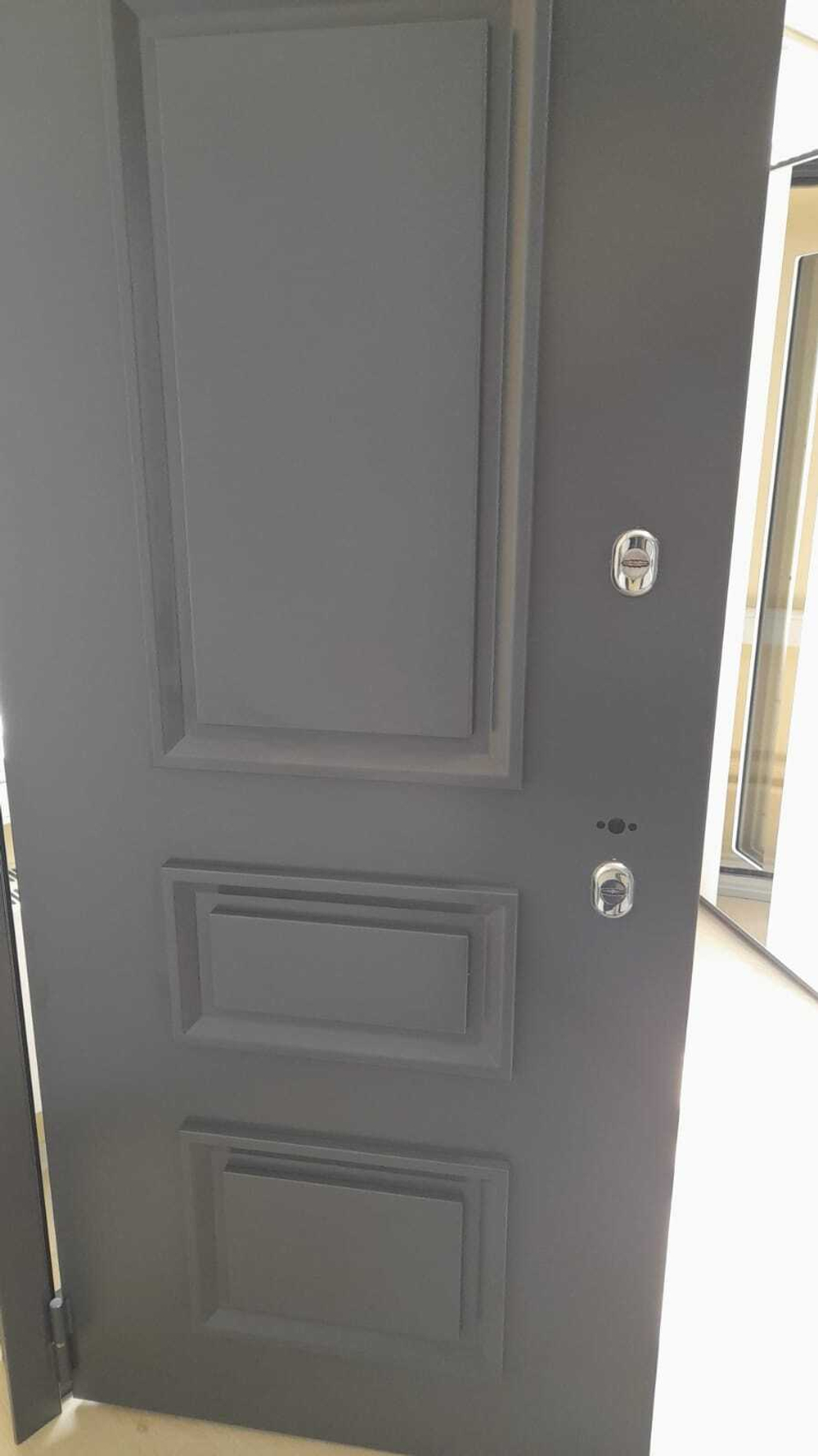 Дверь с терморазрывом входная Лабиринт АТЛАНТИК 12 Белое дерево