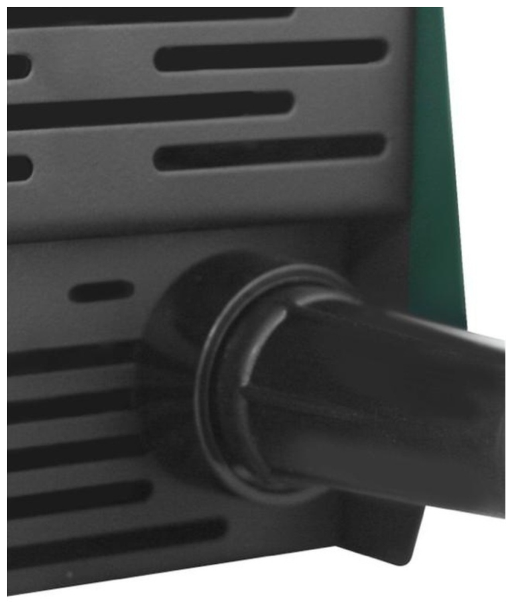 Сварочный аппарат, инверторный FAVOURITE MMA-250A с экраном, 4.5 кВт, электрод до 4 мм, 70% ПВ