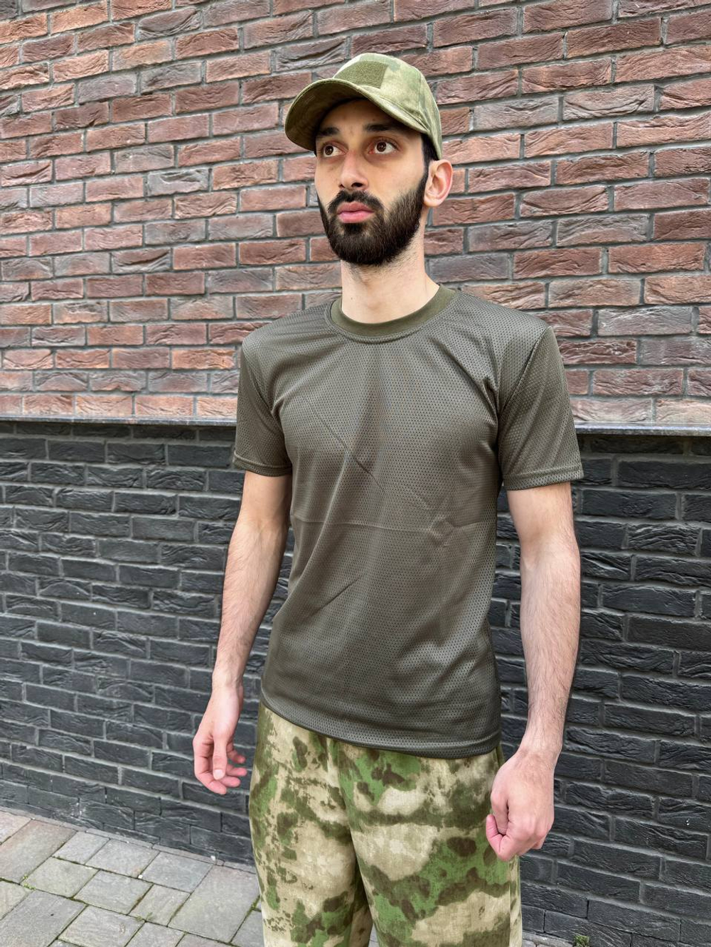 Футболка в сетку олива