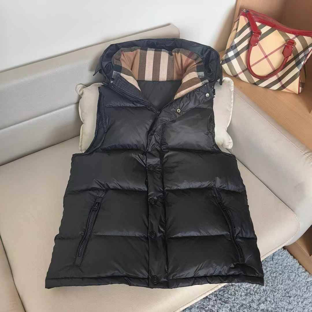 Жилет Burberry