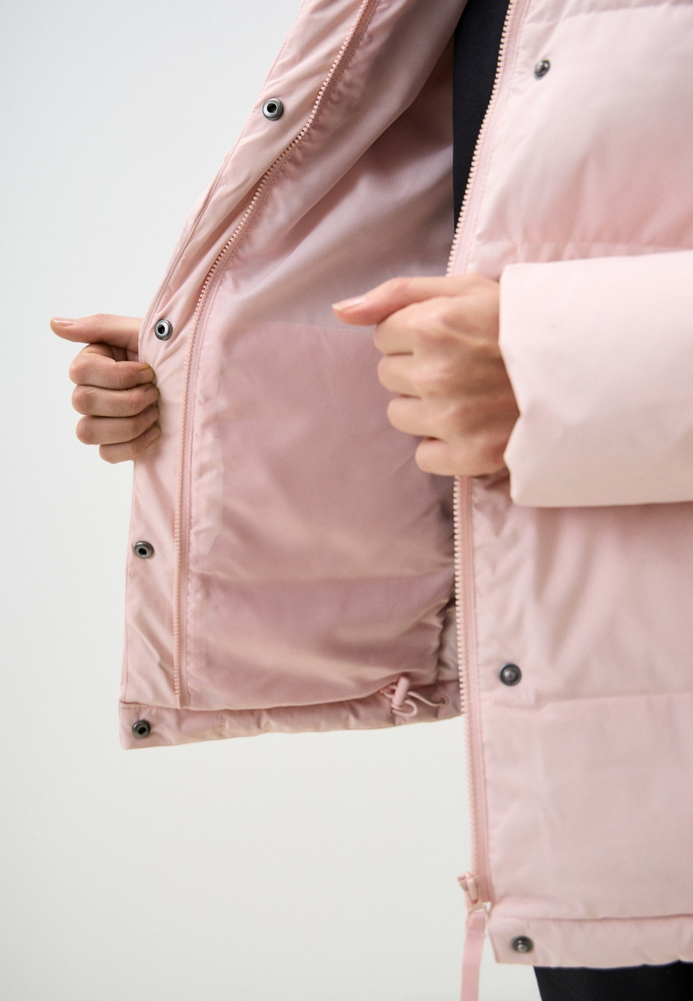 Пуховик женский ADIDAS W HELIONIC HO J