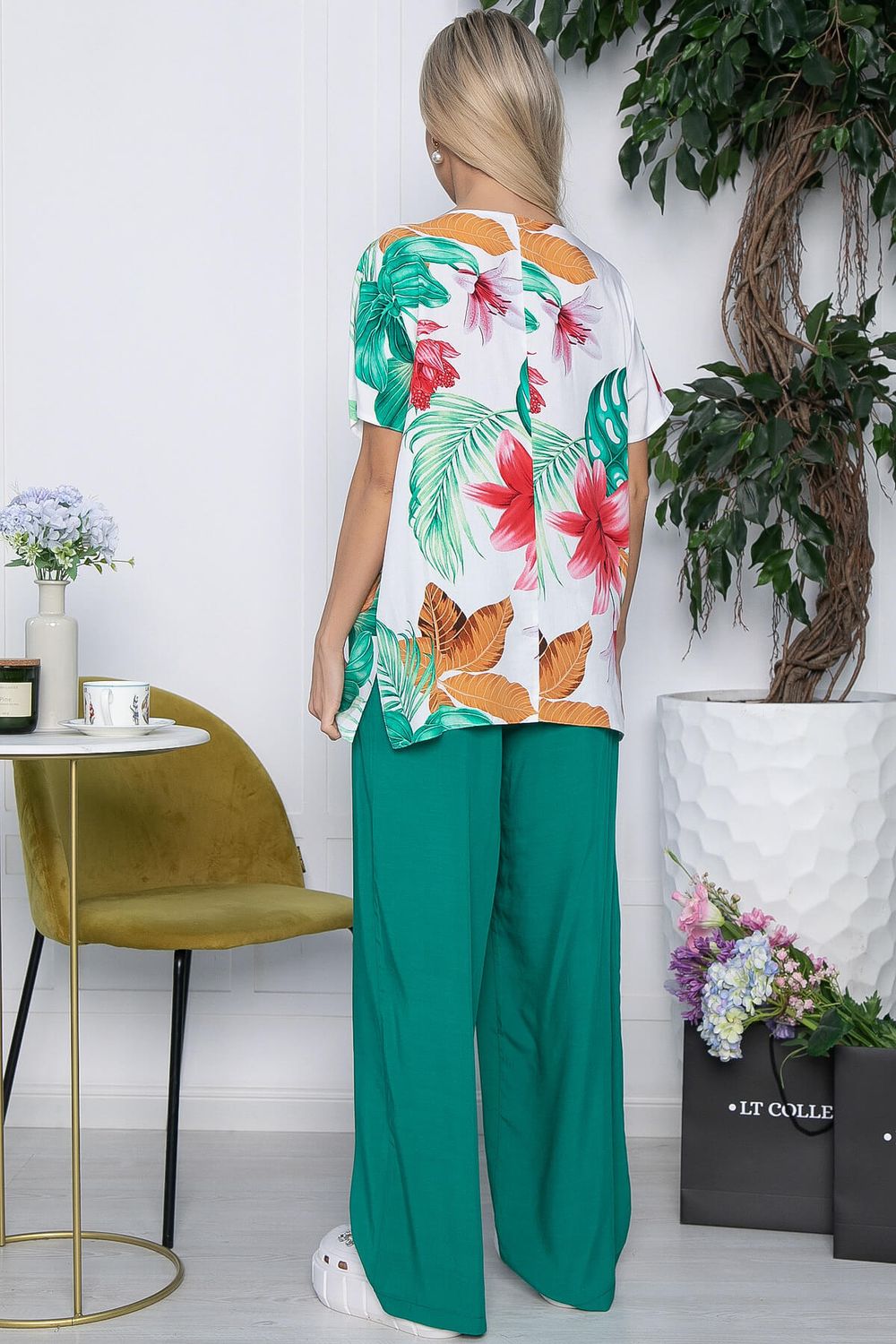 Костюм Шейла (зеленый/цветы) К10513 LT Collection