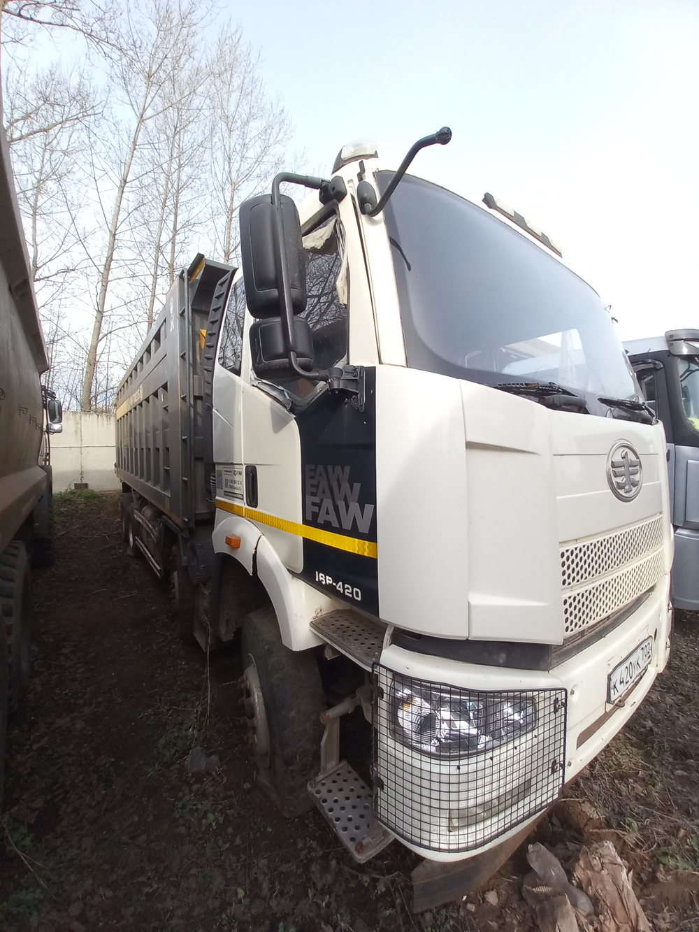 FAW J6 8x4 Самосвал СА3310Р66K24T4E5