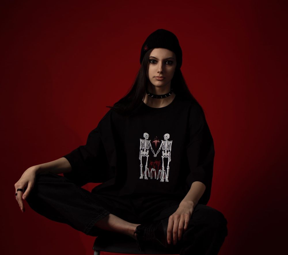 Футболка Нетак Оверсайз Гуманизм Черная