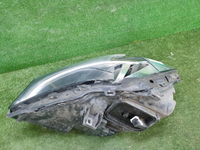 Битая Фара левая Mercedes CLA w117 C117 (2016-2019) LED